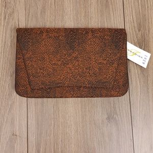 NWT Terramina Copper clutch with shoulder chain